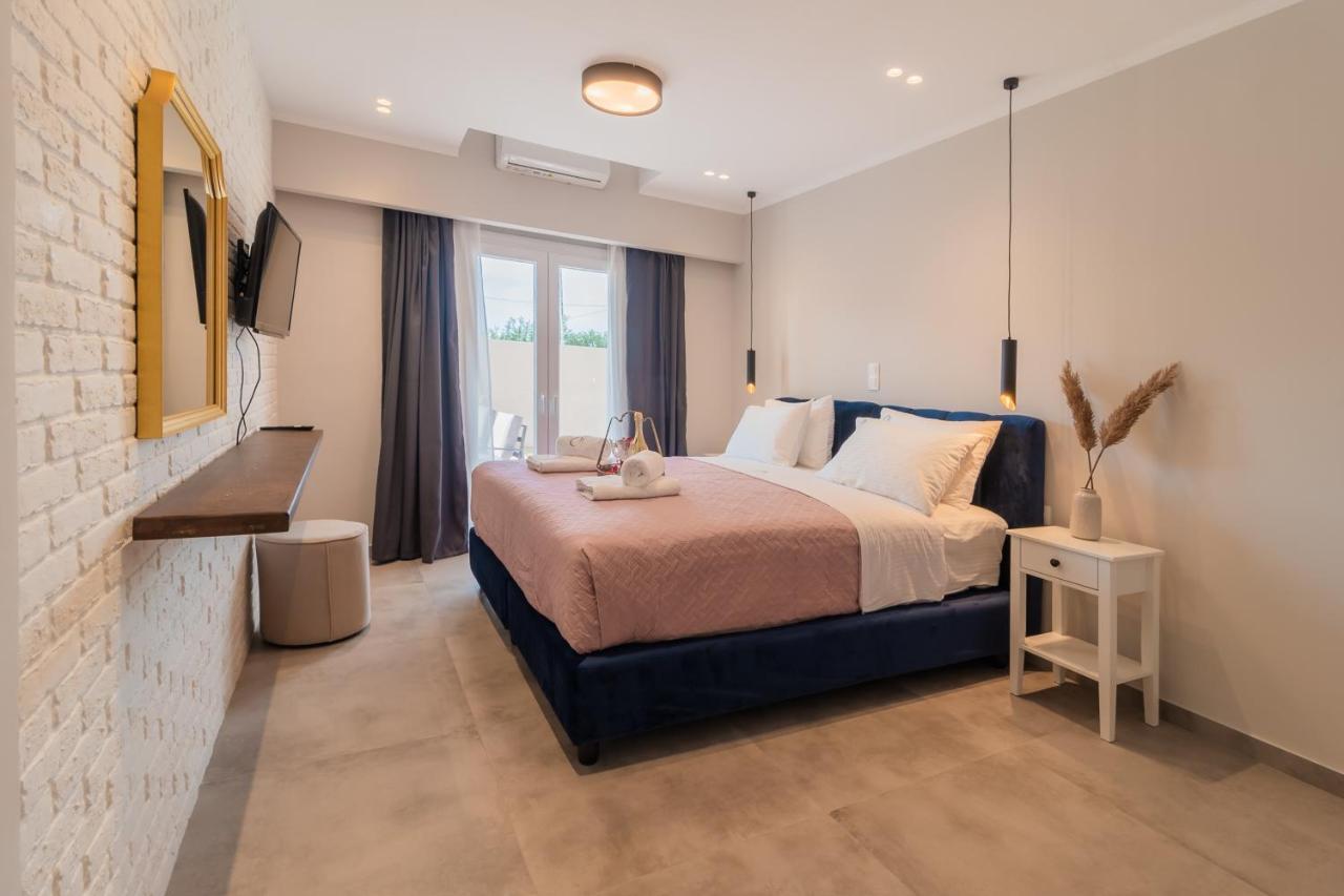 Melena Premium Suites Roda  Luaran gambar